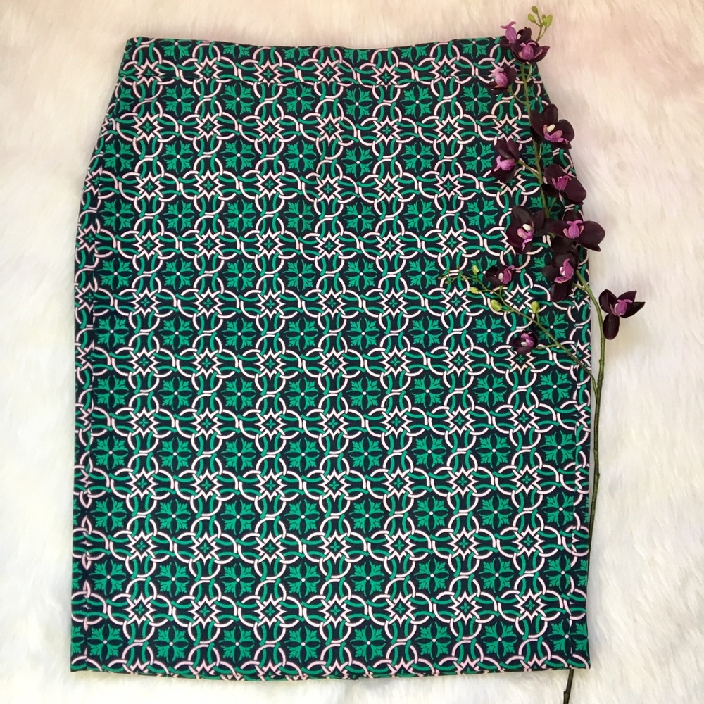 🎉HP🎉NWOT J.Crew Lattice Medallion Skirt S. 8